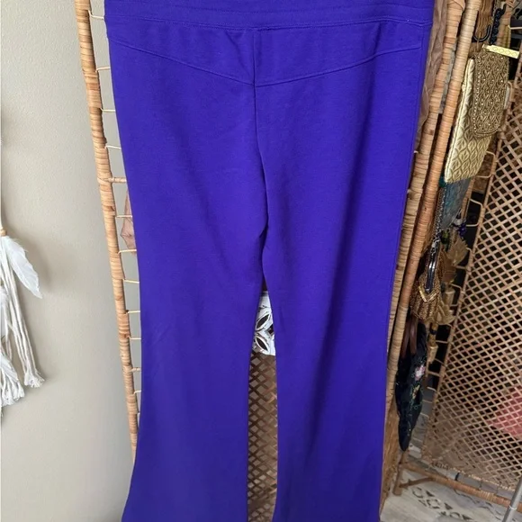Victoria's Secret PINK Flare Bottom Pants - Charcoal and purple - Picture 5 of 11